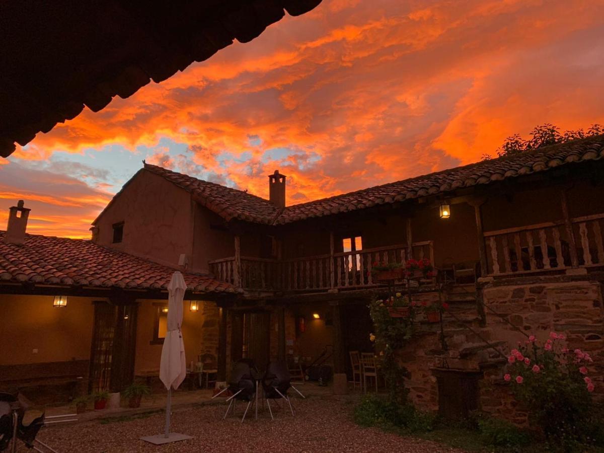 Casa Rural Las Aguedas Murias de Rechivaldo Zewnętrze zdjęcie