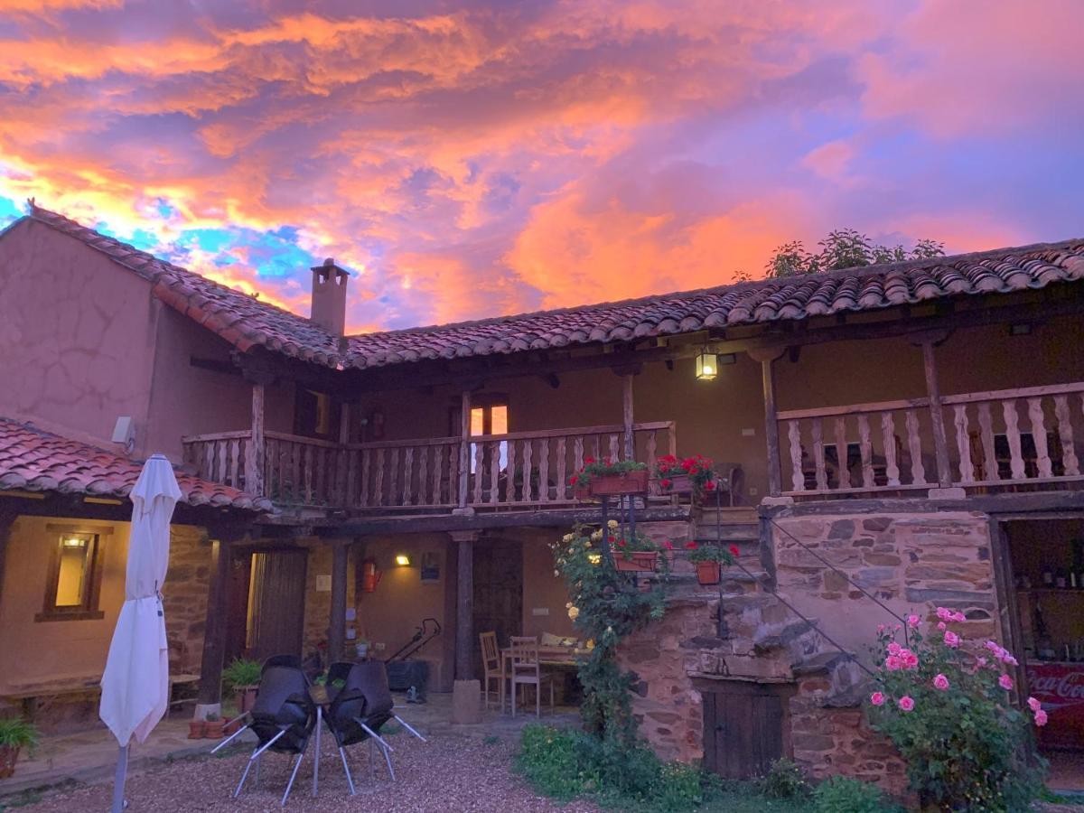 Casa Rural Las Aguedas Murias de Rechivaldo Zewnętrze zdjęcie