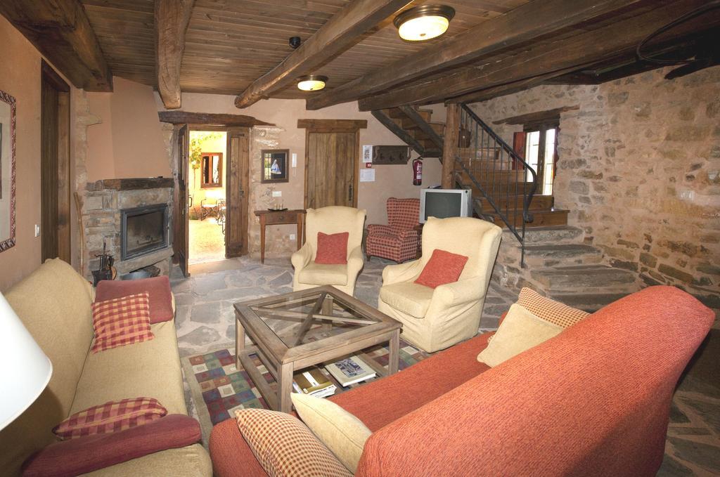 Casa Rural Las Aguedas Murias de Rechivaldo Zewnętrze zdjęcie